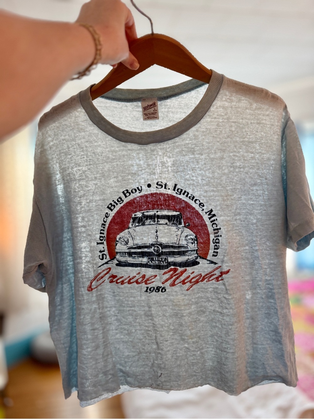 Vintage 1986 paper thin tee